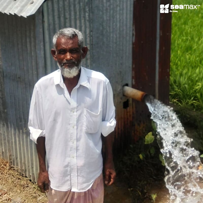 Farmer using mobile finance support